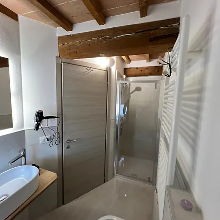 Luna & Bed and Breakfast 3*