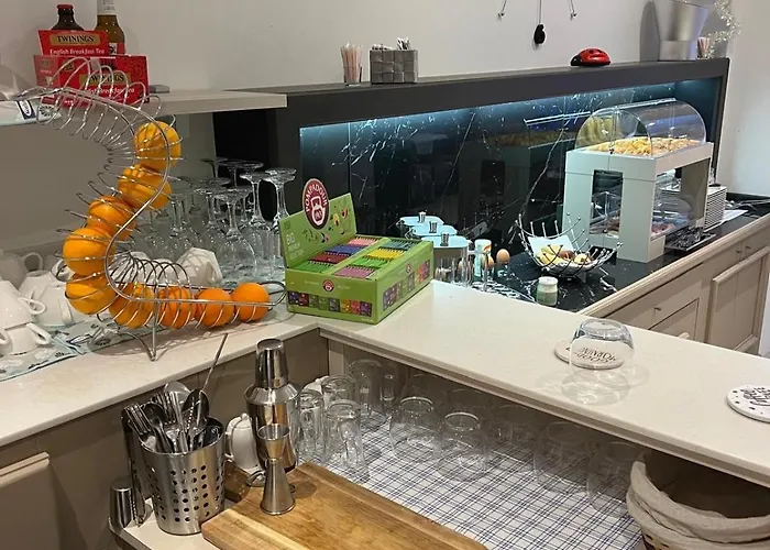 Couette-café Luna & 3*